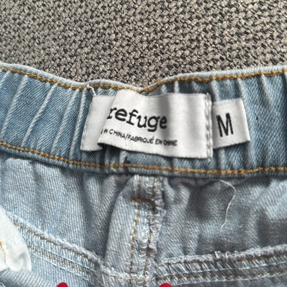 Women’s Cargo Pants - Picture 2 of 5